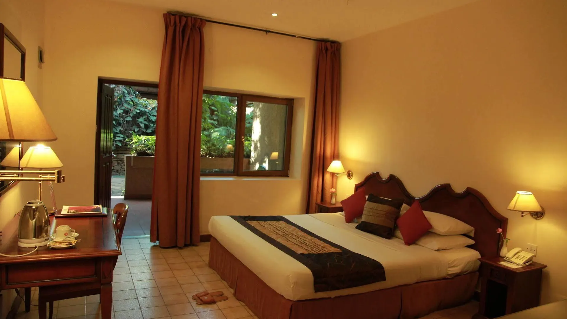 Speke Hotel 1996 Ltd Kampala 4*,